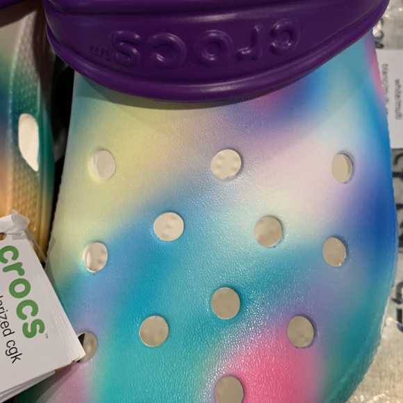 Brand New Crocs! Great bright print sure to get a lot of compliments. - Picture 5 of 10